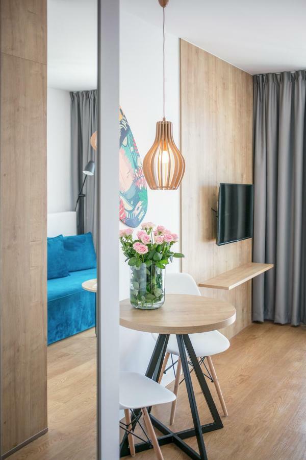 Blu Apartments Сърбиново Екстериор снимка